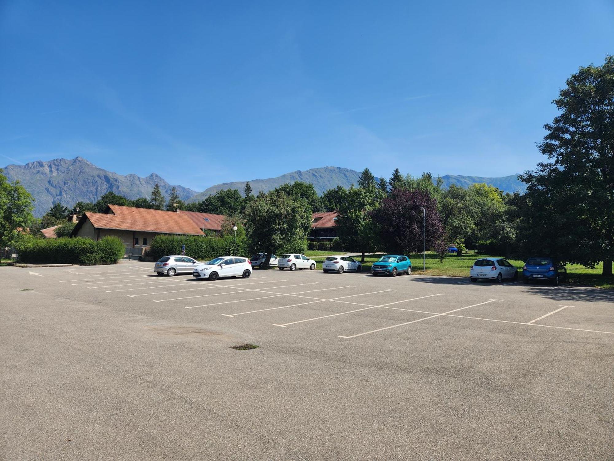 Appartement T3 Avec Jardin Proche Village 尚普索地区圣博内 外观 照片